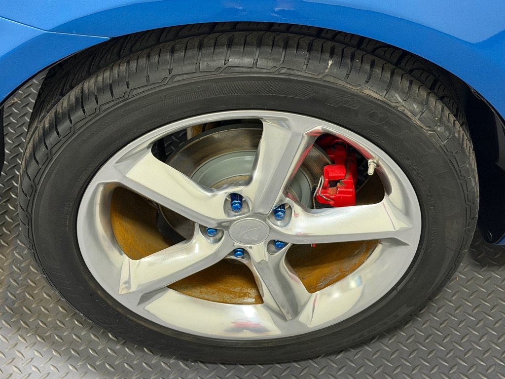 Used 2009 Saturn Sky Red Line w/ Weekend Getaway Package RWD image 18