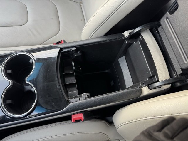 Used 2016 Ford Edge Titanium image 21