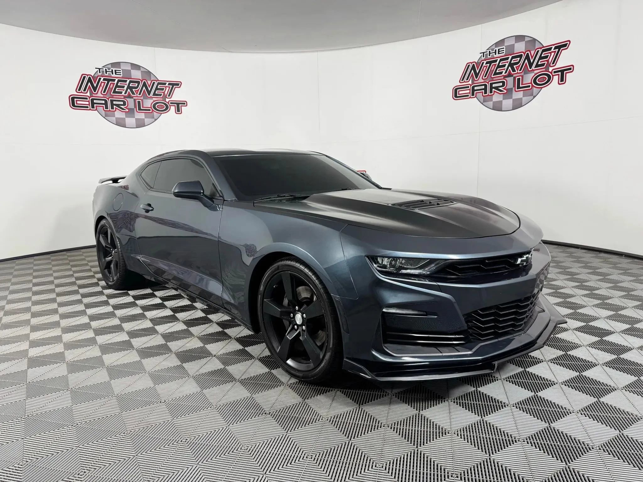 Used 2020 Chevrolet Camaro SS image 9