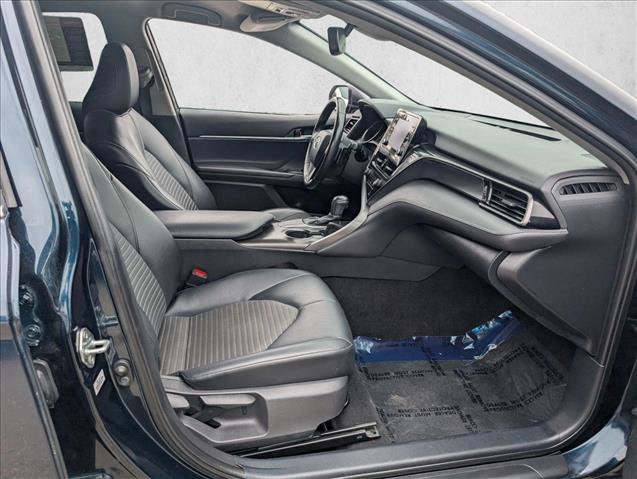 Used 2021 Toyota Camry SE w/ Convenience Package FWD image 18