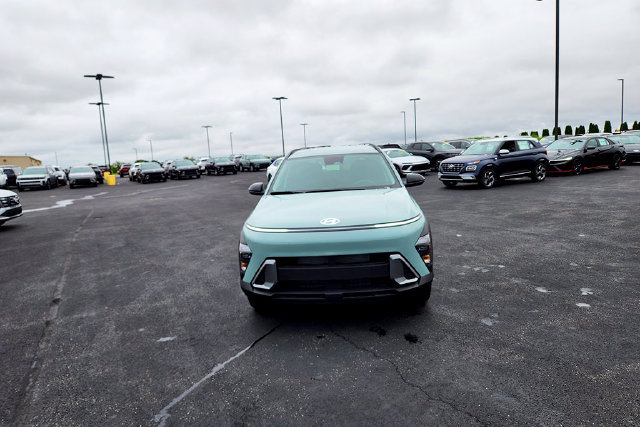New 2027 Hyundai Kona SEL Sport AWD/4WD image 2