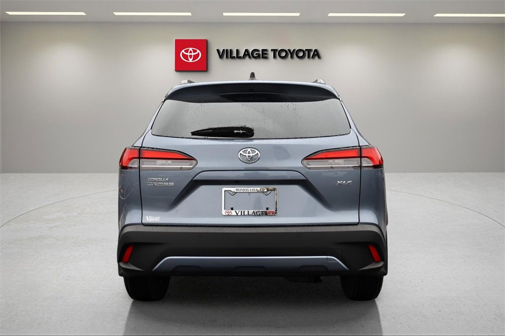 New 2026 Toyota Corolla Cross XLE image 4