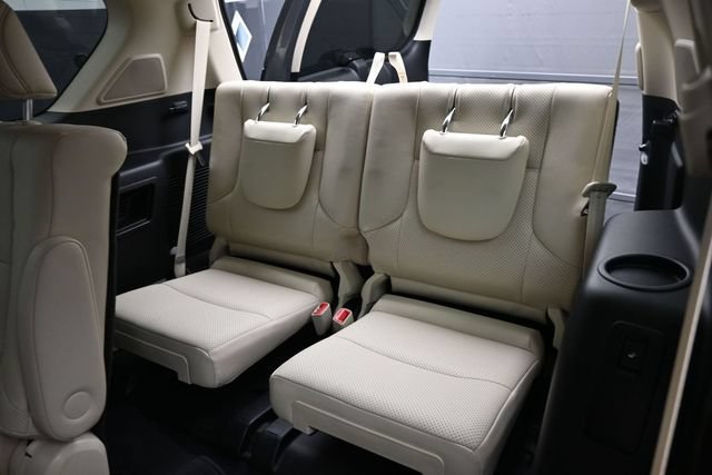 Used 2023 Lexus GX 460 Luxury w/ Sport Design Package AWD/4WD image 13