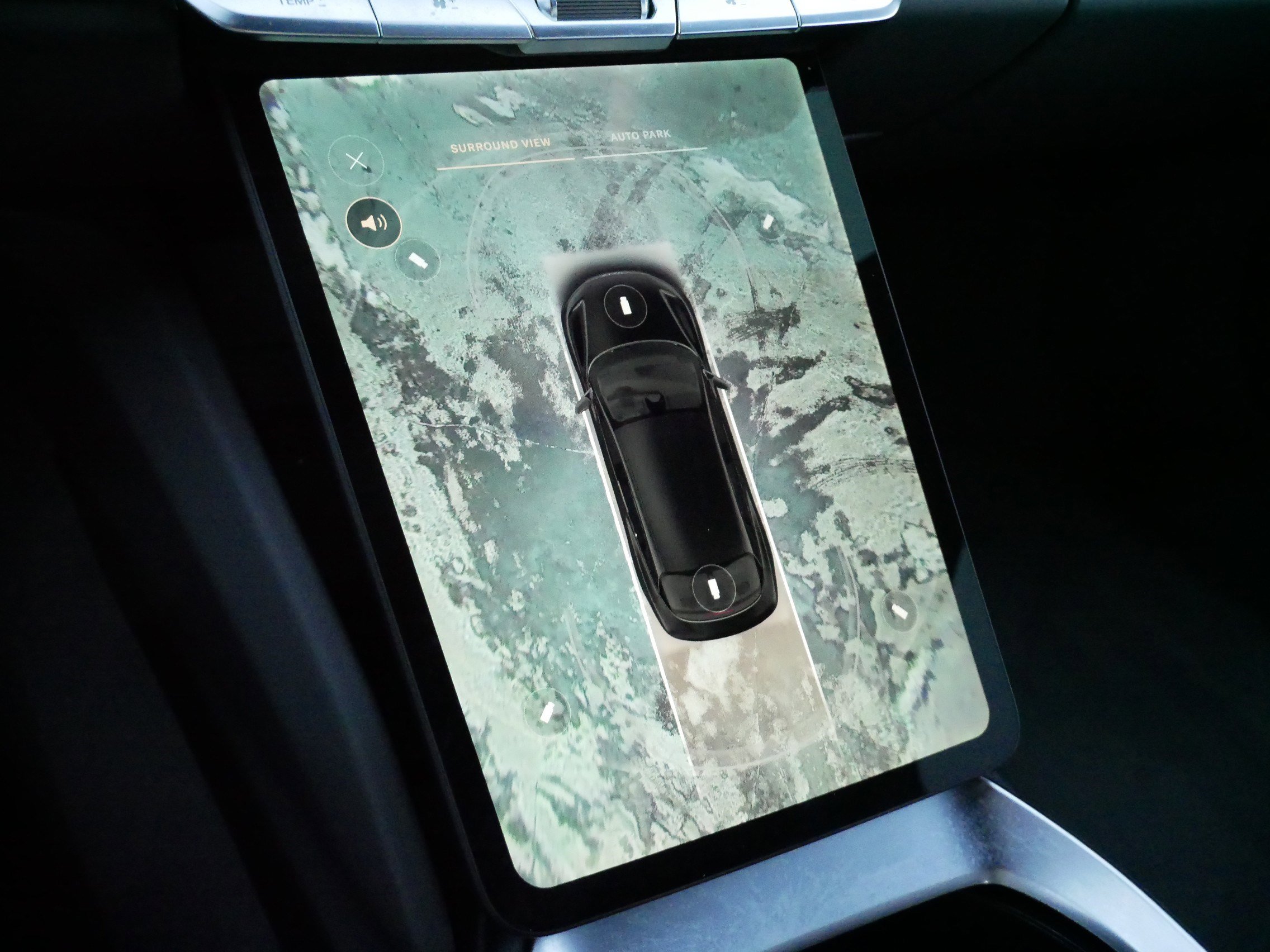 Used 2024 Lucid Air Touring image 29