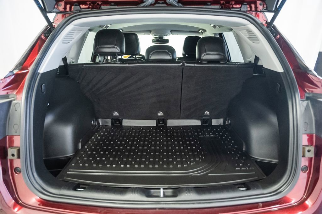 Used 2022 Jeep Compass Limited image 13