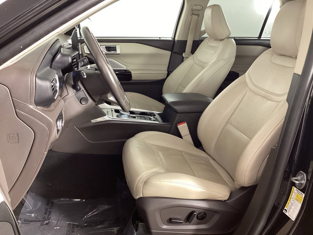 Used 2022 Ford Explorer Platinum w/ Equipment Group 601A AWD/4WD image 10