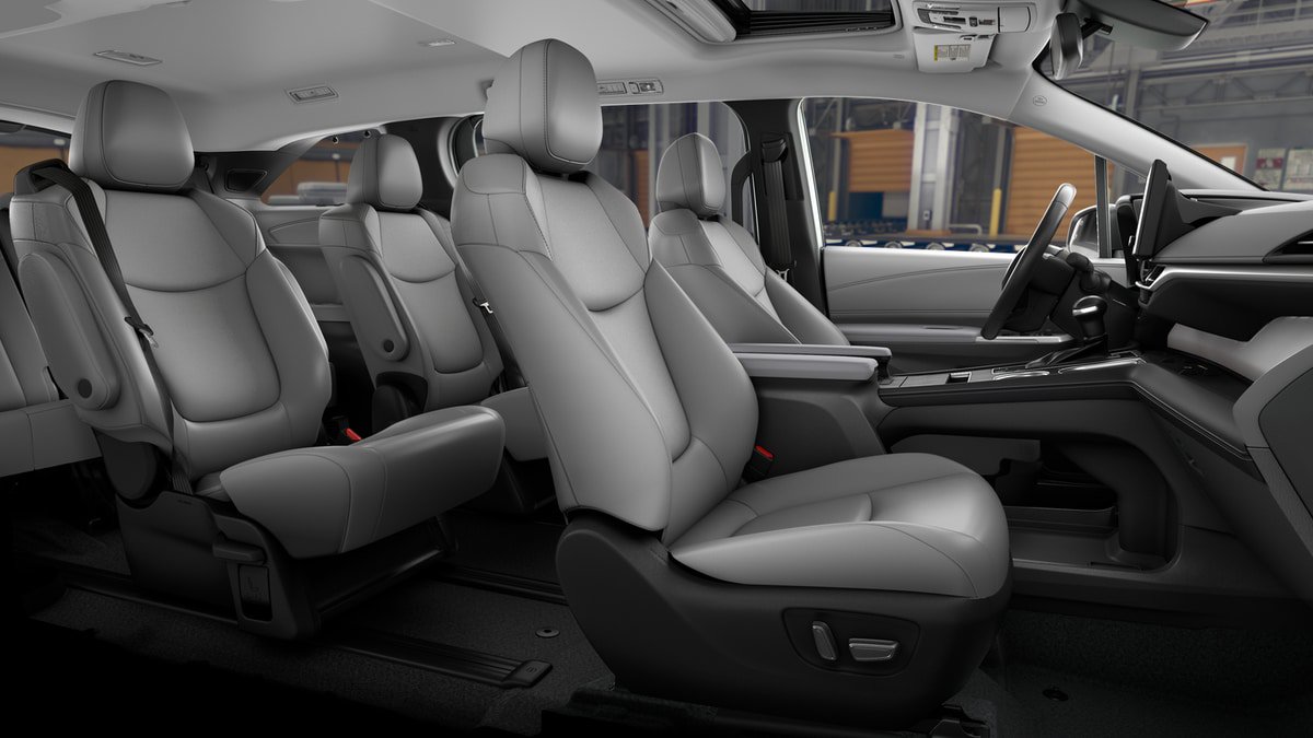 New 2026 Toyota Sienna XLE AWD/4WD image 20