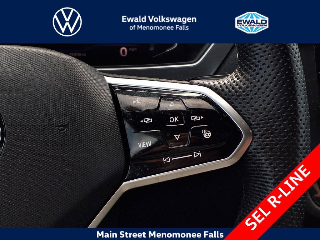 Used 2024 Volkswagen Tiguan SEL R-Line AWD/4WD image 18