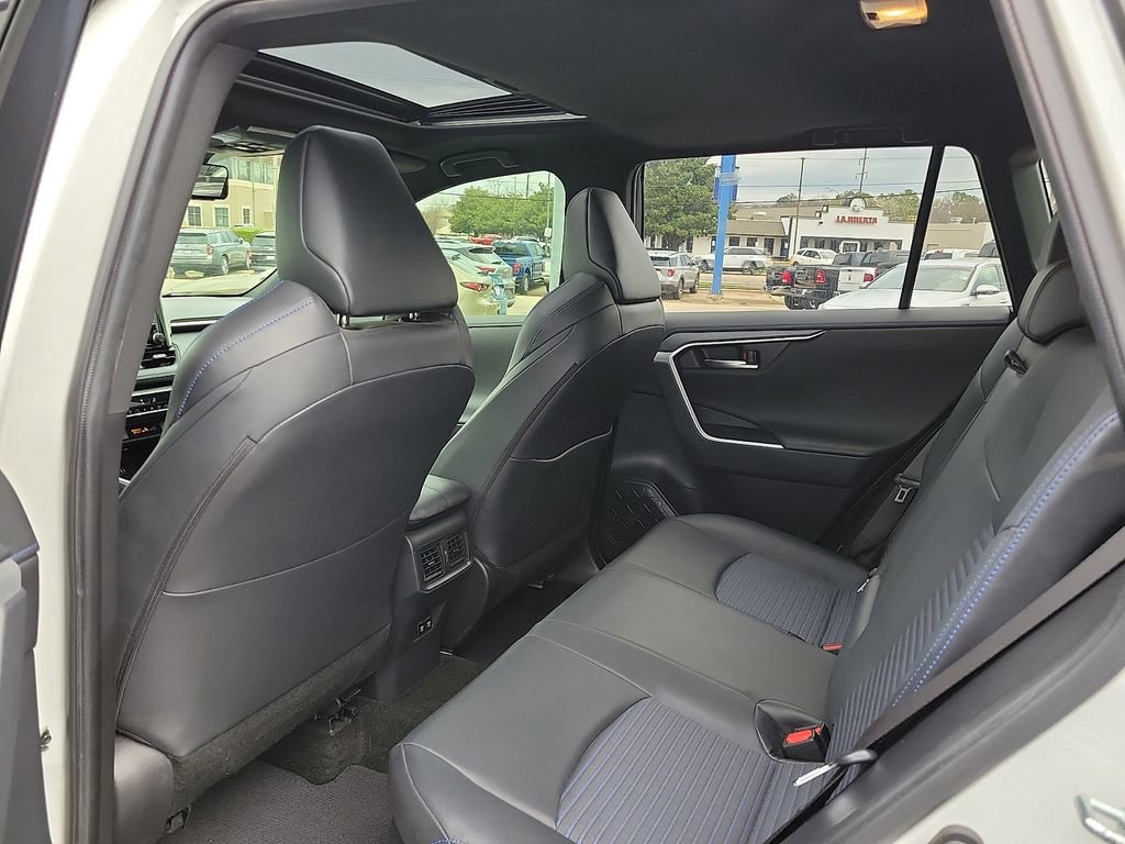 Used 2019 Toyota RAV4 XSE w/ XSE Weather Package image 9