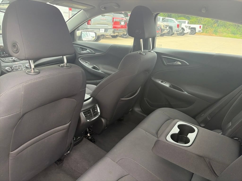 Used 2016 Chevrolet Malibu LT FWD image 11