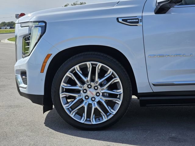New 2026 GMC Yukon Denali w/ Denali Reserve Package image 6