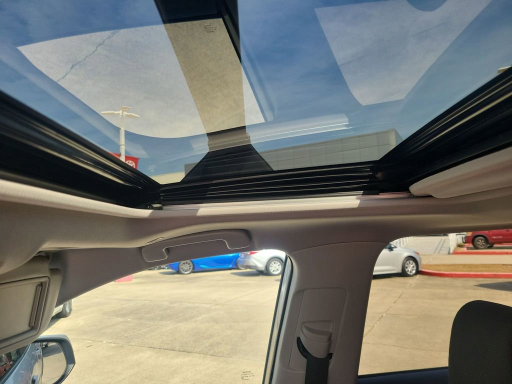 Certified 2023 Toyota RAV4 XLE w/ Convenience Package image 17