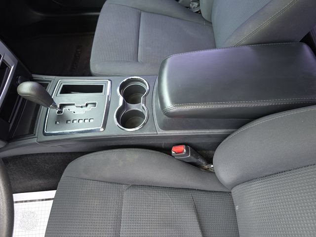 Used 2010 Dodge Charger SE RWD image 19