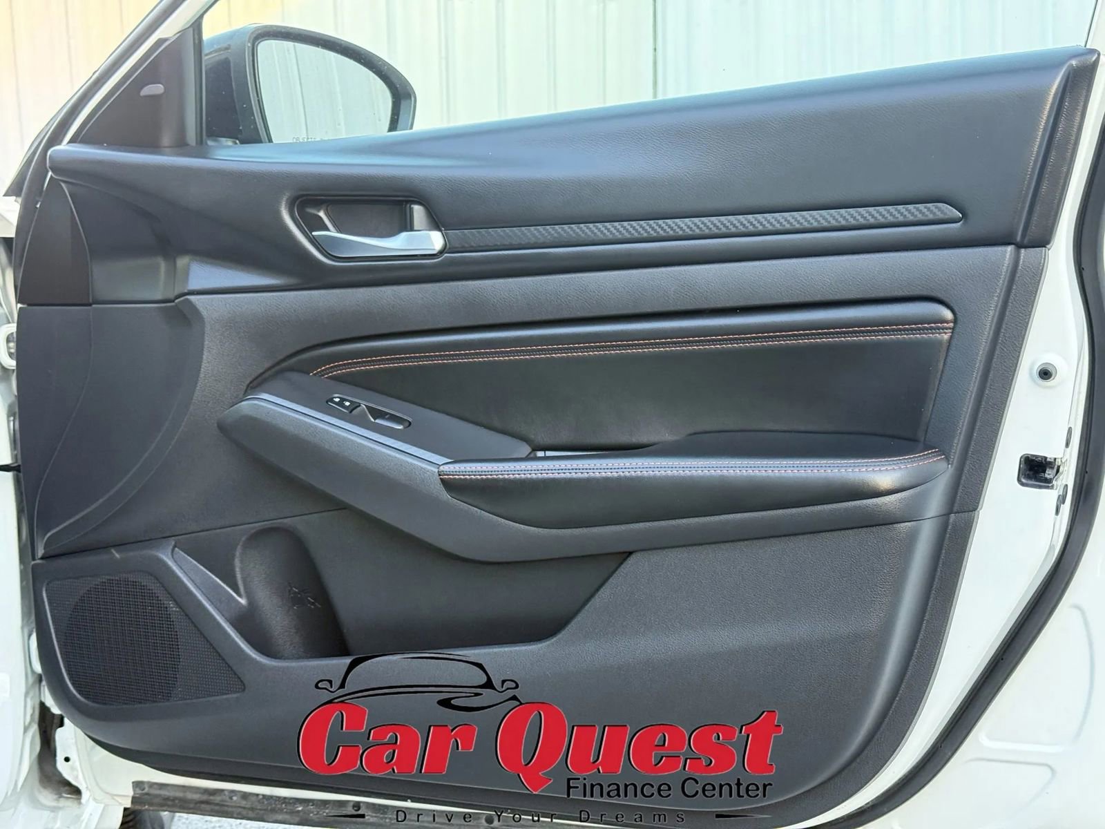 Used 2022 Nissan Altima 2.5 SR FWD image 18