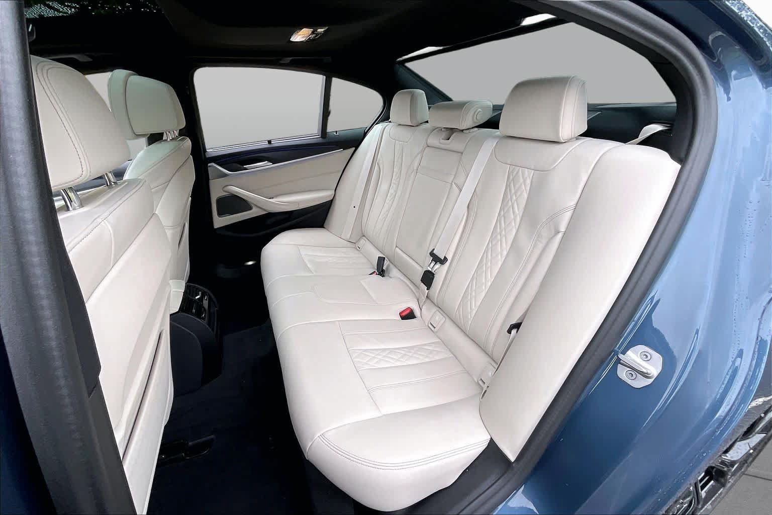 Used 2023 BMW 530i xDrive w/ Executive Package AWD/4WD image 20