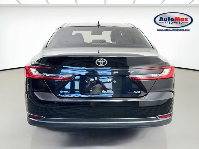Used 2025 Toyota Camry LE w/ Convenience Package FWD image 7