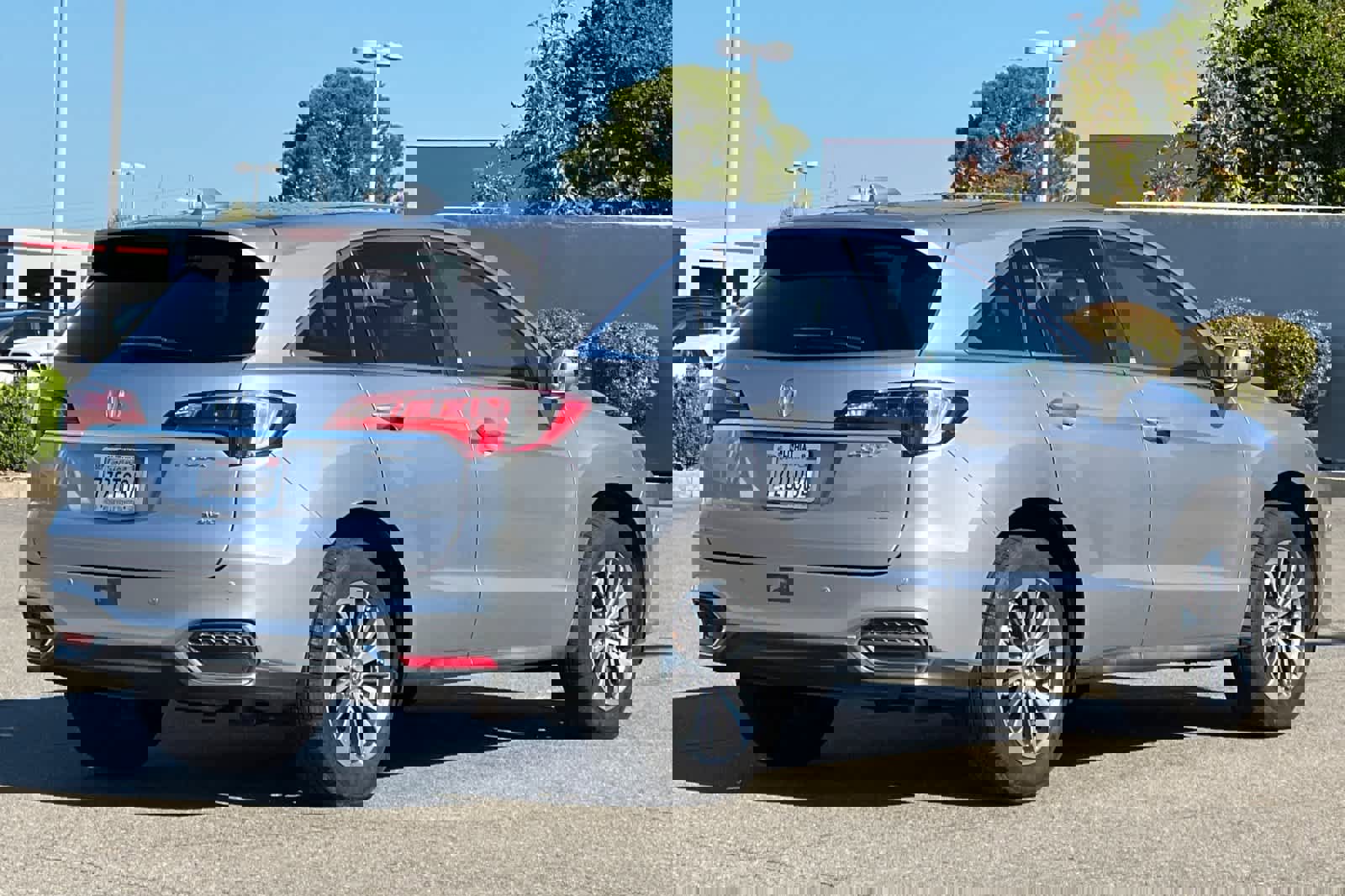 Used 2018 Acura RDX AWD w/ Advance Package image 2