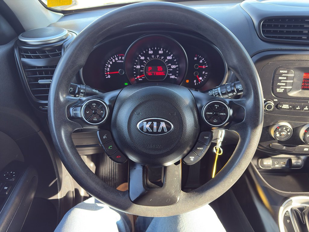 Used 2015 Kia Soul + FWD image 16