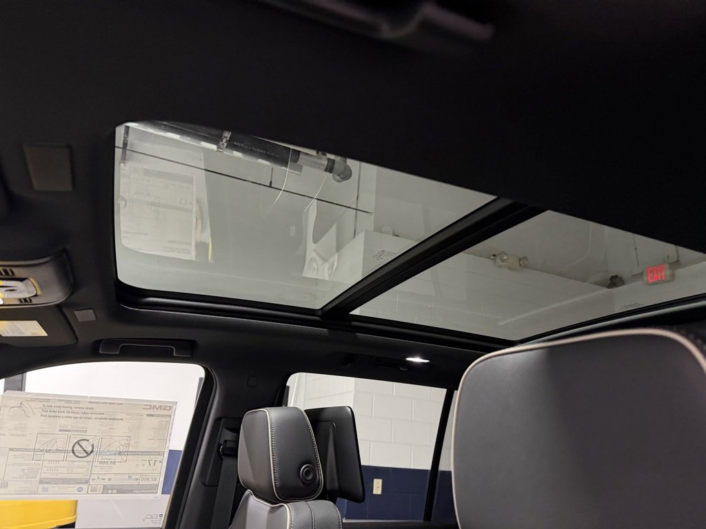 New 2026 GMC Yukon Elevation w/ Elevation Premium Package image 26