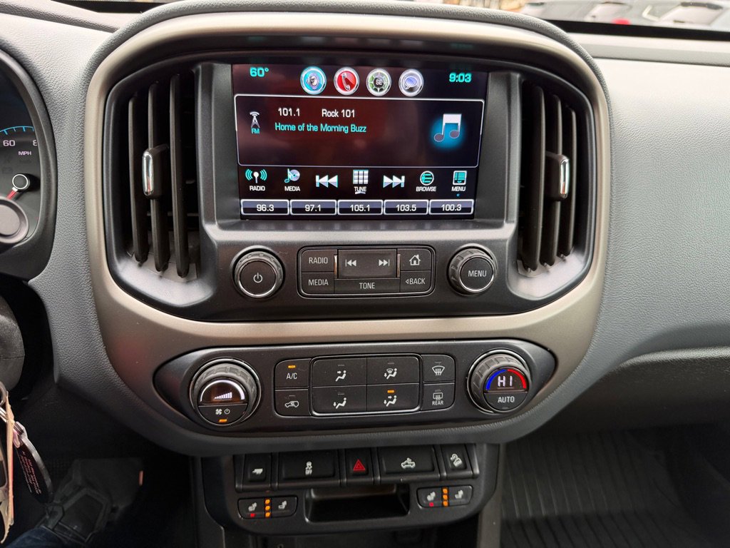 Used 2016 Chevrolet Colorado Z71 w/ Z71 Midnight Edition image 24