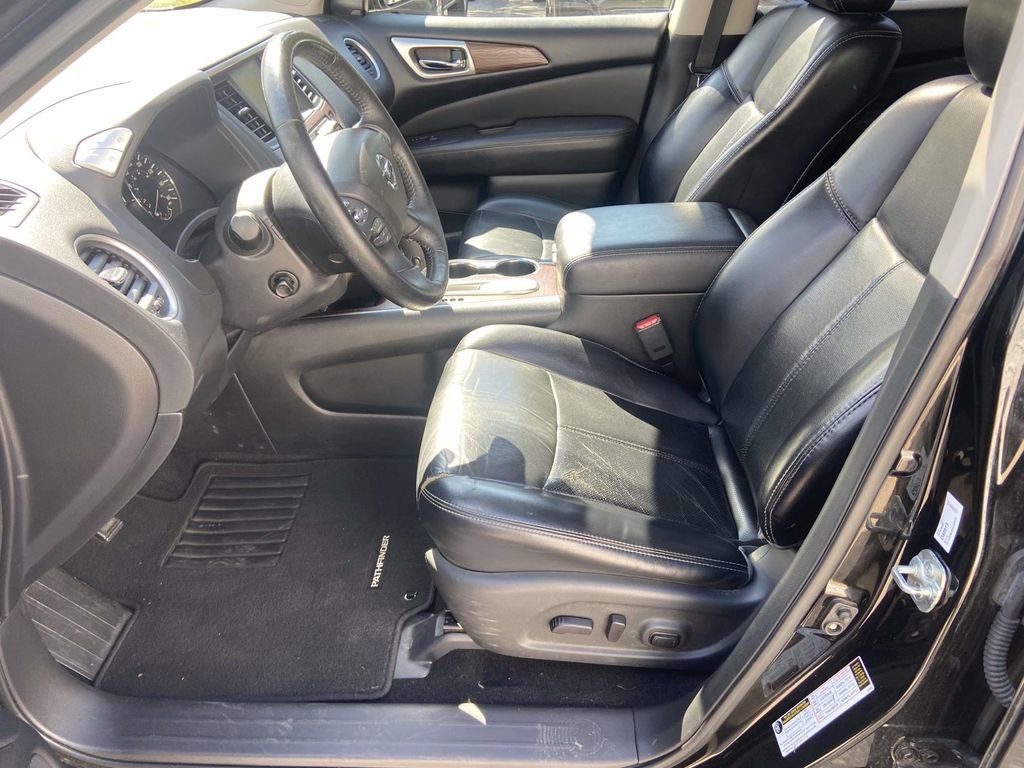 Used 2018 Nissan Pathfinder Platinum w/ Cargo Package FWD image 19