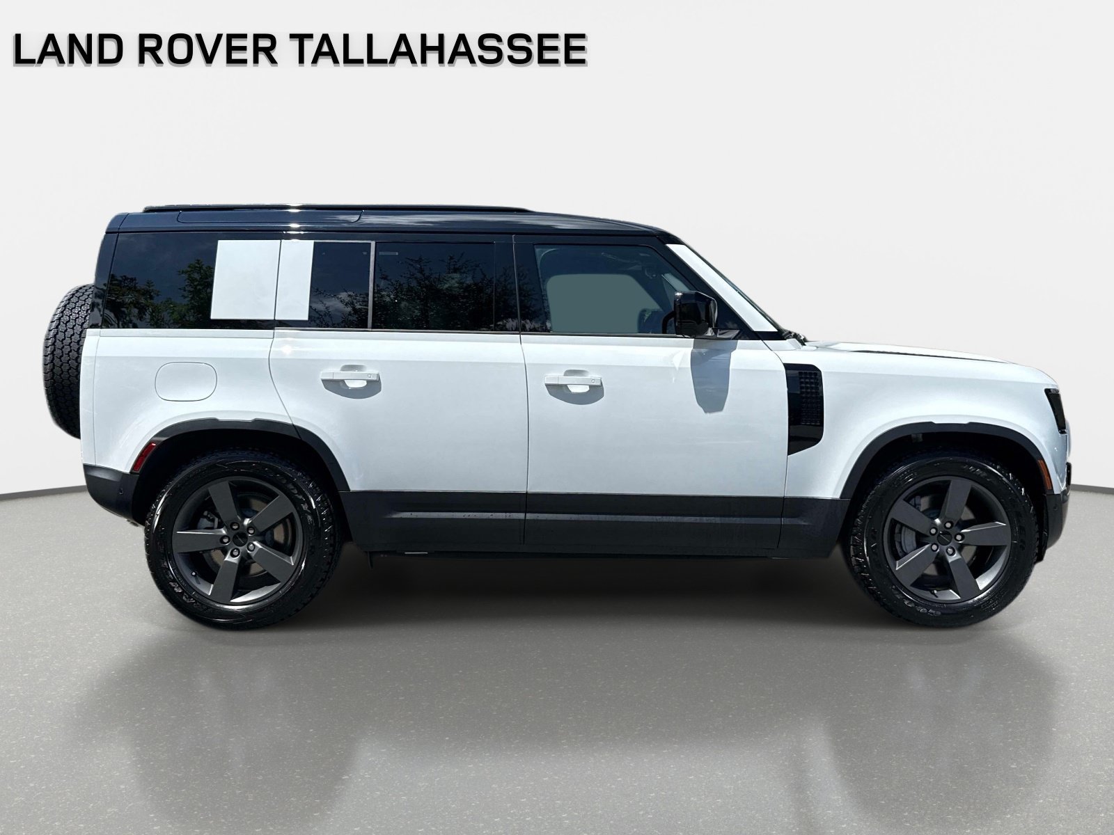 New 2026 Land Rover Defender 110 S AWD/4WD image 4