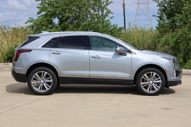 New 2025 Cadillac XT5 Premium Luxury w/ Technology Package FWD image 4