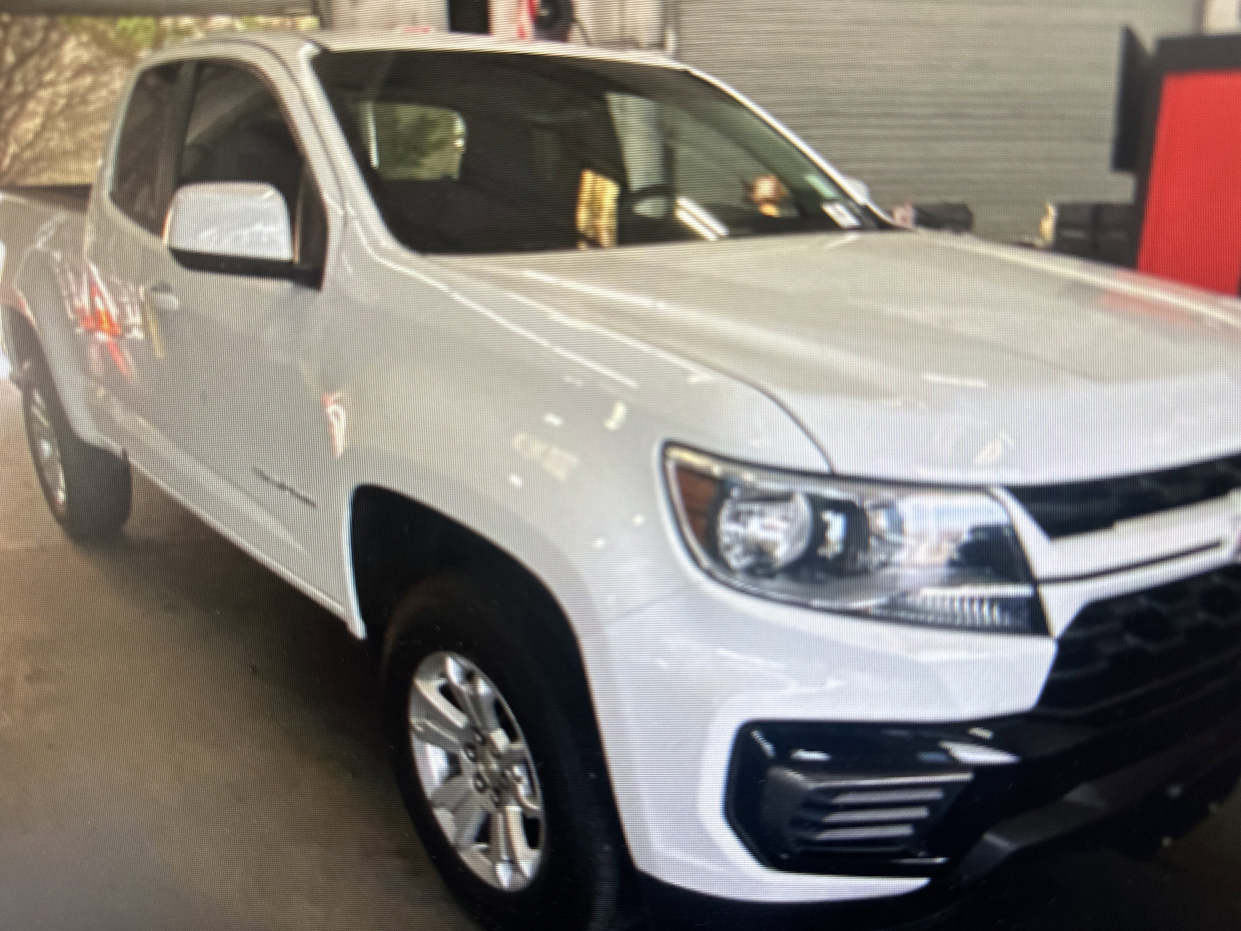 Used 2021 Chevrolet Colorado LT w/ Fleet Safety Package image 2