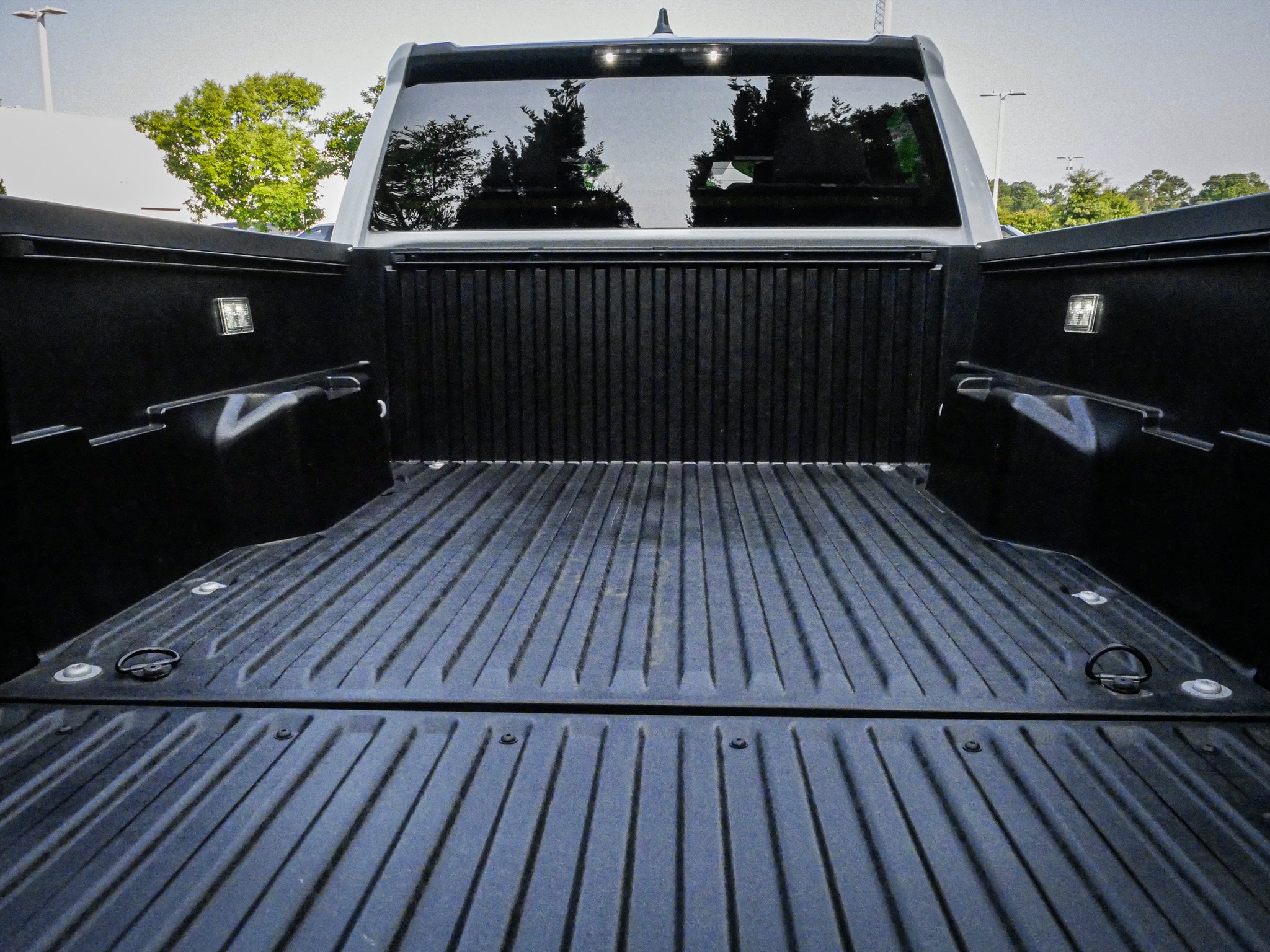 Used 2026 Toyota Tacoma SR5 RWD image 31