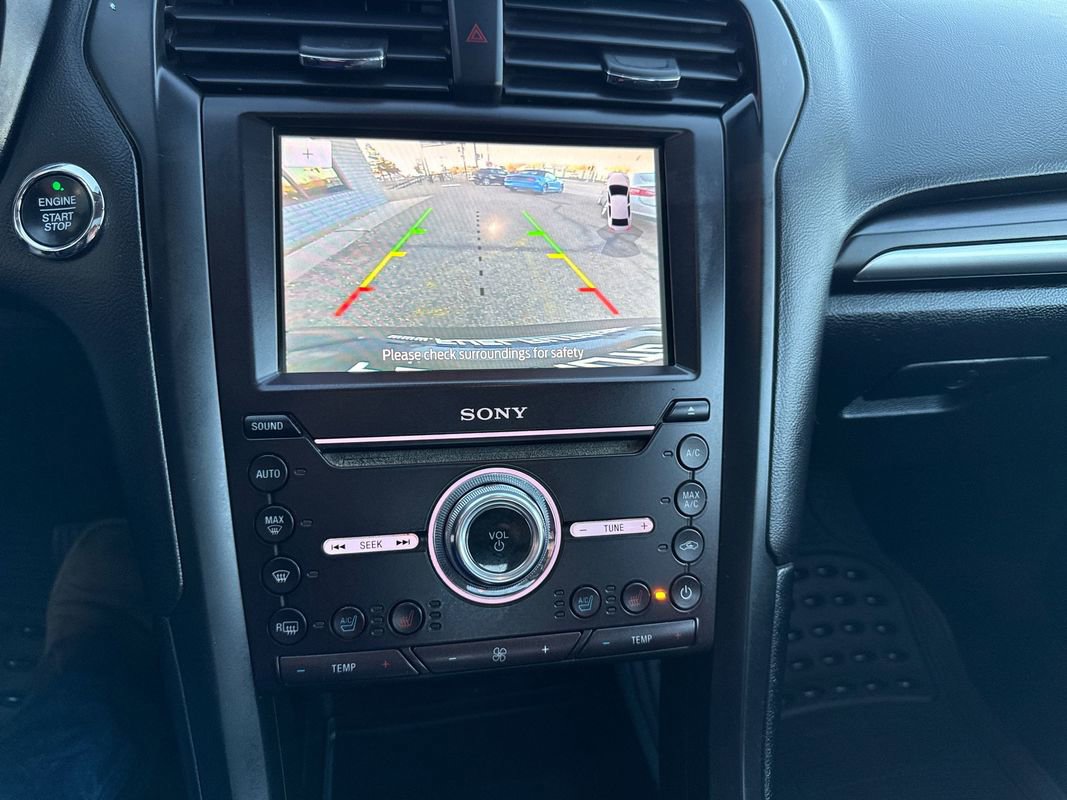 Used 2020 Ford Fusion Titanium AWD/4WD image 15