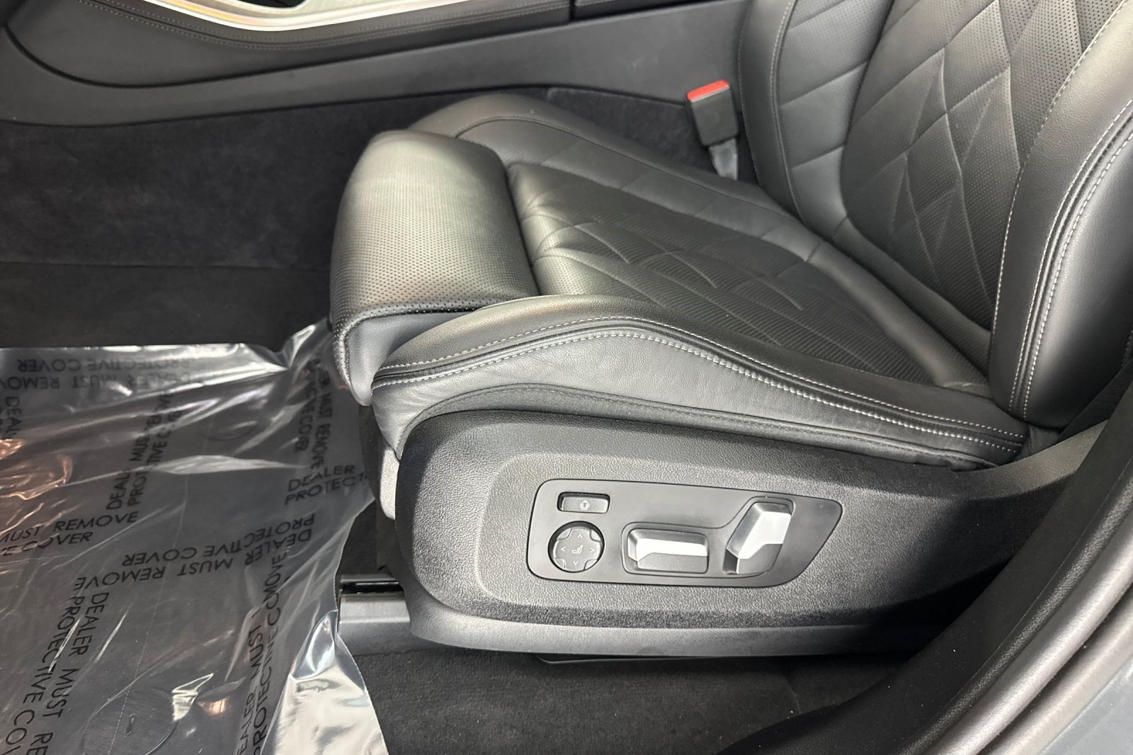 Certified 2024 BMW X5 sDrive40i w/ Parking Assistance Package RWD image 15