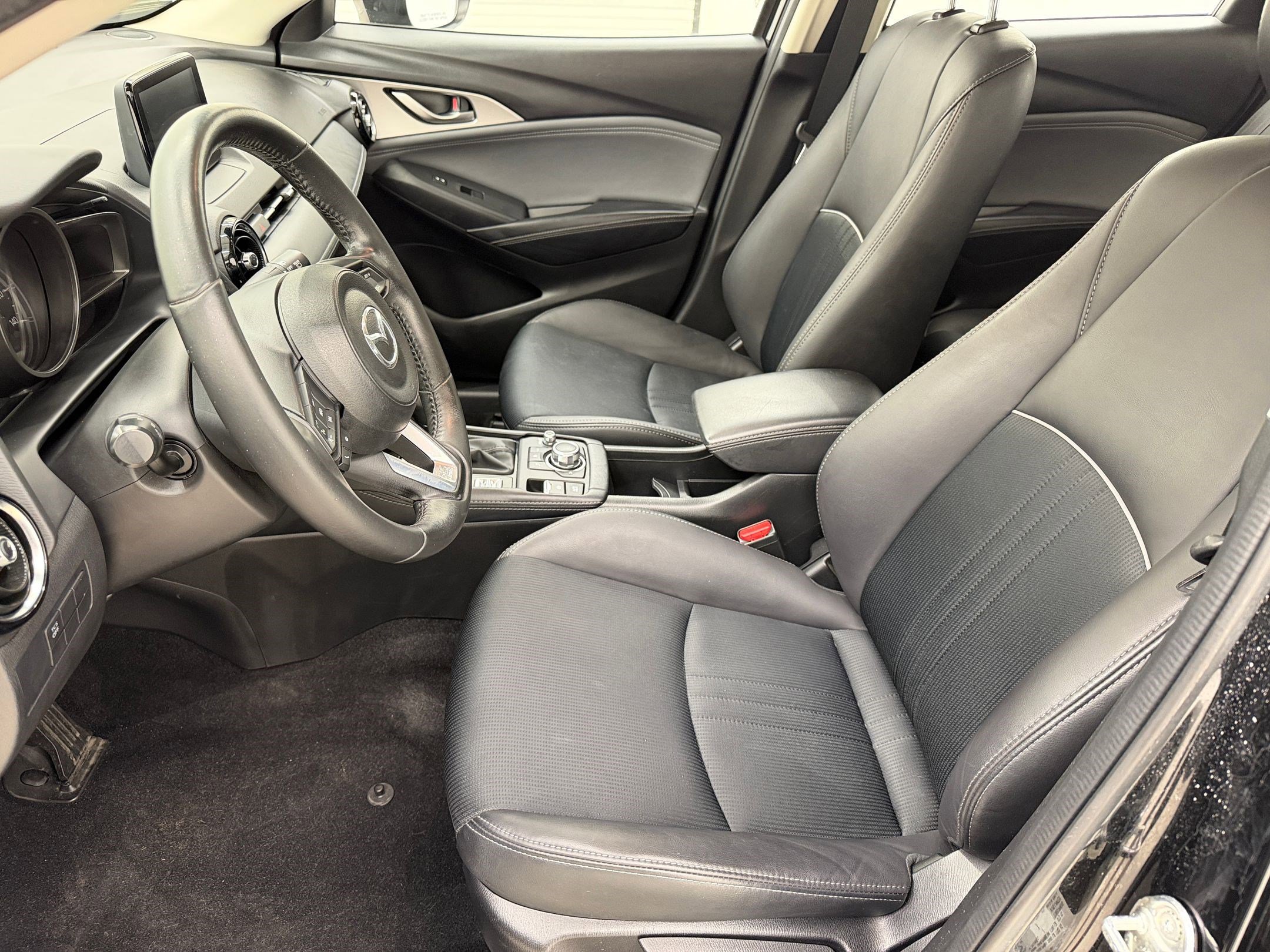 Used 2019 MAZDA CX-3 Touring w/ Preferred Equipment Package FWD image 5