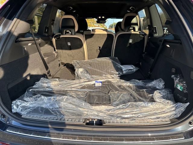 Used 2026 Volvo XC90 B6 Plus w/ Protection Package Premier image 29