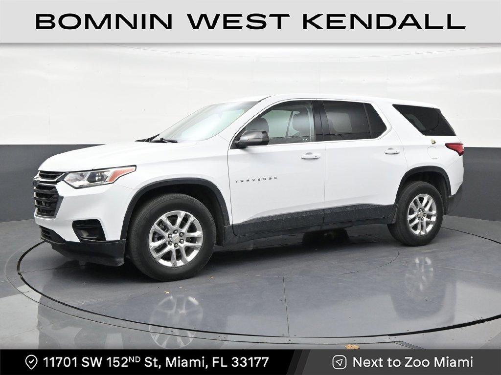 Used 2021 Chevrolet Traverse LS FWD image 1