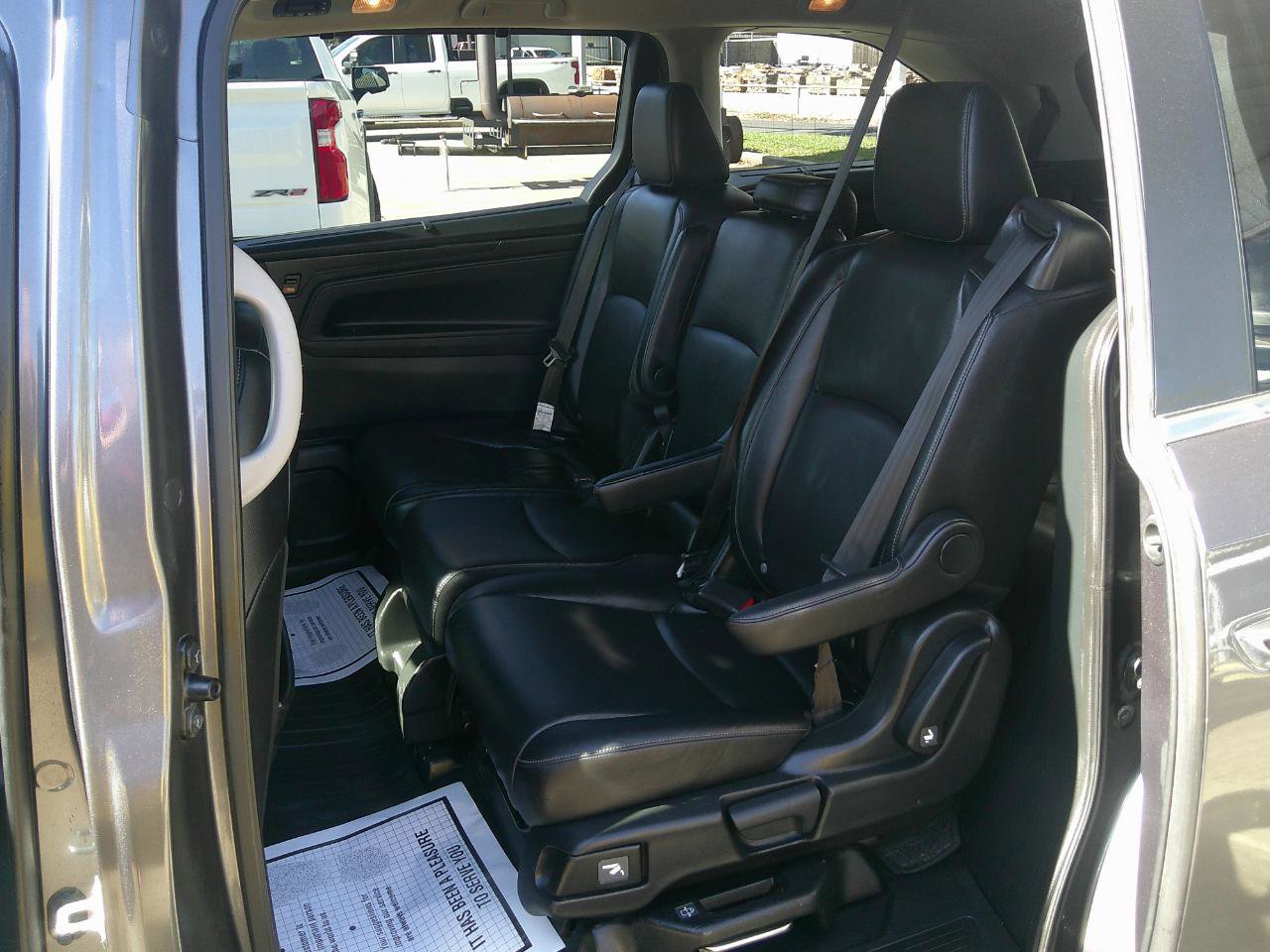 Used 2023 Honda Odyssey Touring image 11