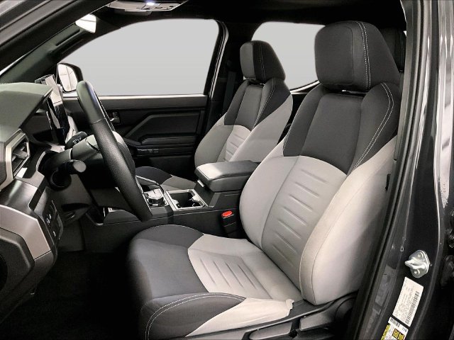 Used 2025 Toyota Tacoma TRD Sport AWD/4WD image 24