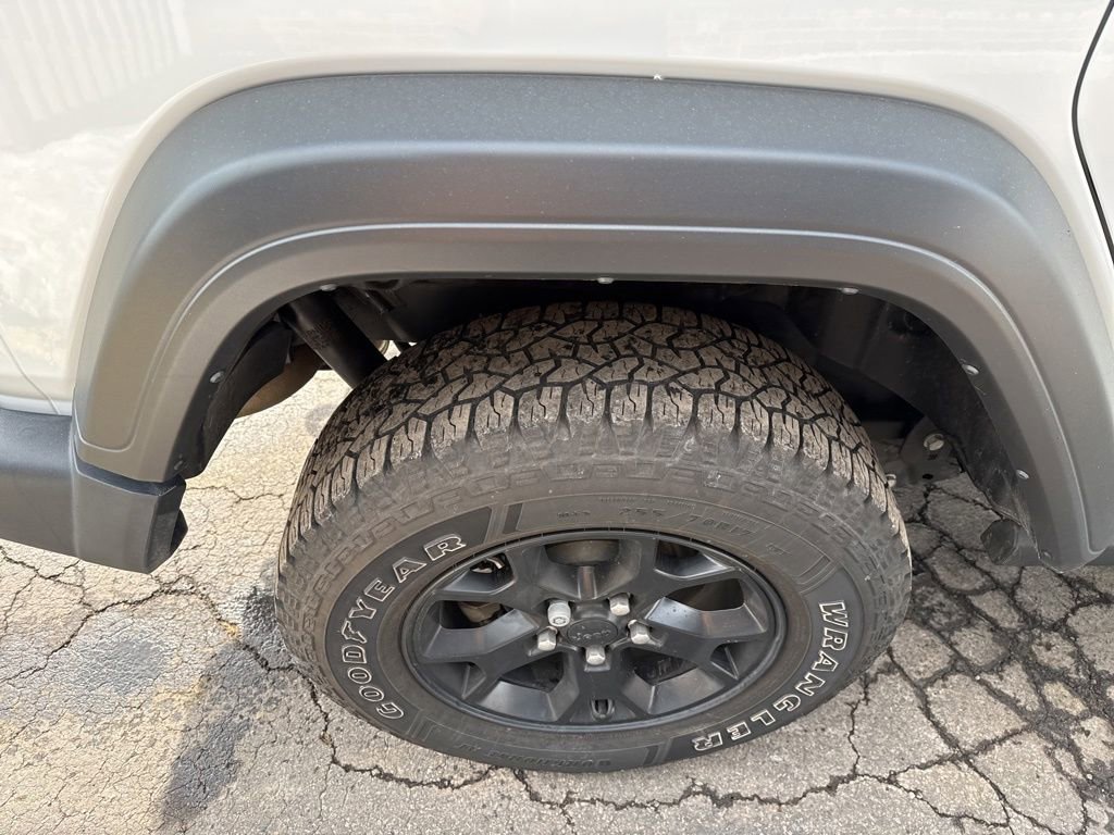 Used 2022 Jeep Wrangler Unlimited Sport image 19