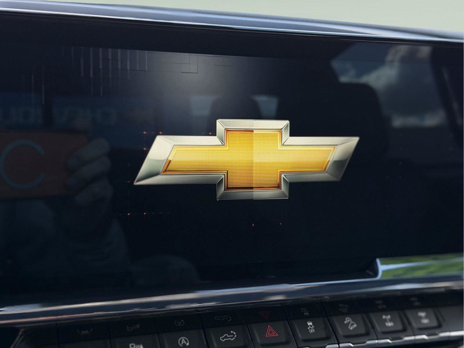 Used 2022 Chevrolet Silverado 1500 ZR2 w/ Technology Package AWD/4WD image 16