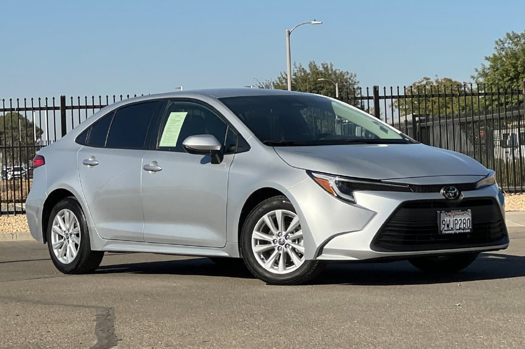 Certified 2026 Toyota Corolla LE w/ LE Premium Package FWD image 2