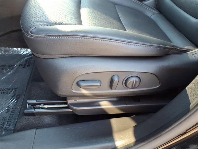 Used 2023 Buick Encore GX Essence w/ Experience Buick Package FWD image 14