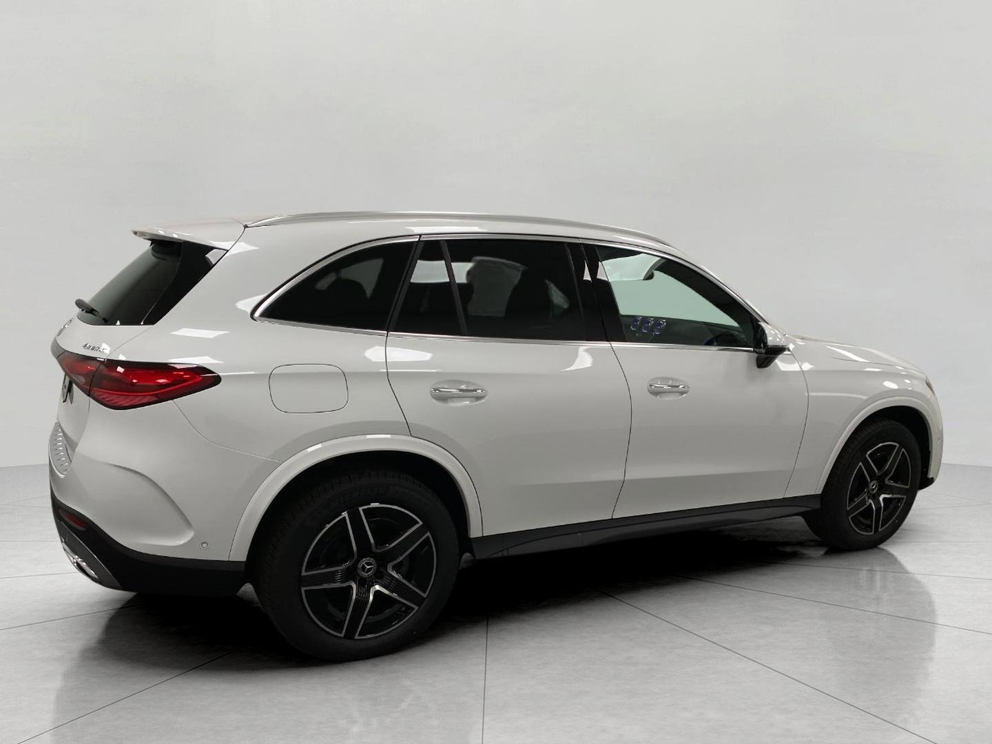 New 2026 Mercedes-Benz GLC 300 4MATIC image 2