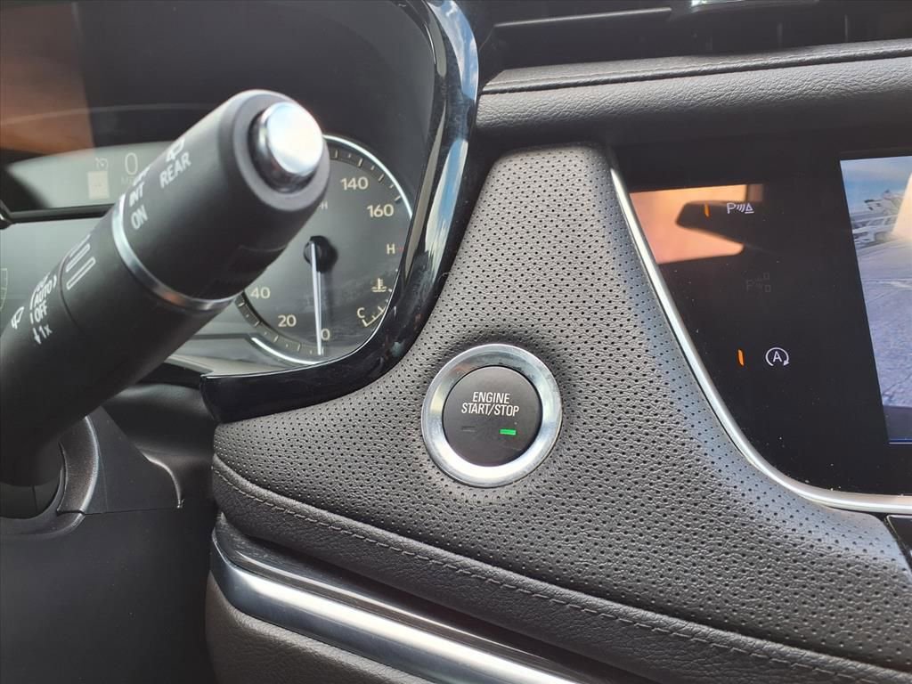 Certified 2022 Cadillac XT5 Premium Luxury FWD image 26