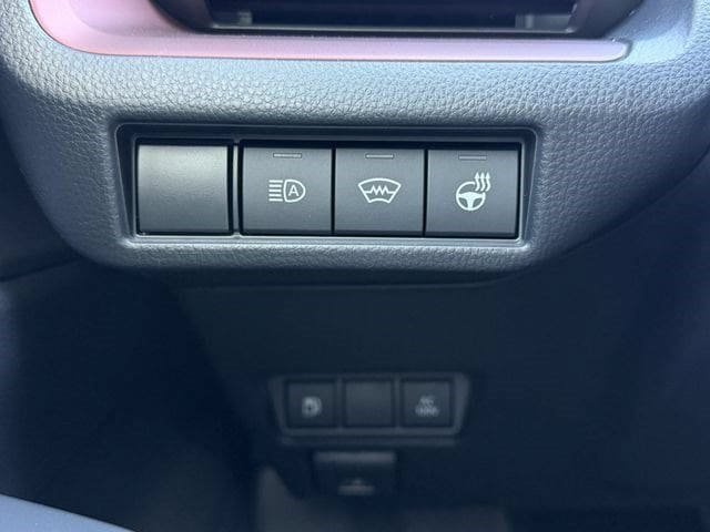 New 2026 Toyota Prius Plug-In Hybrid FWD image 20