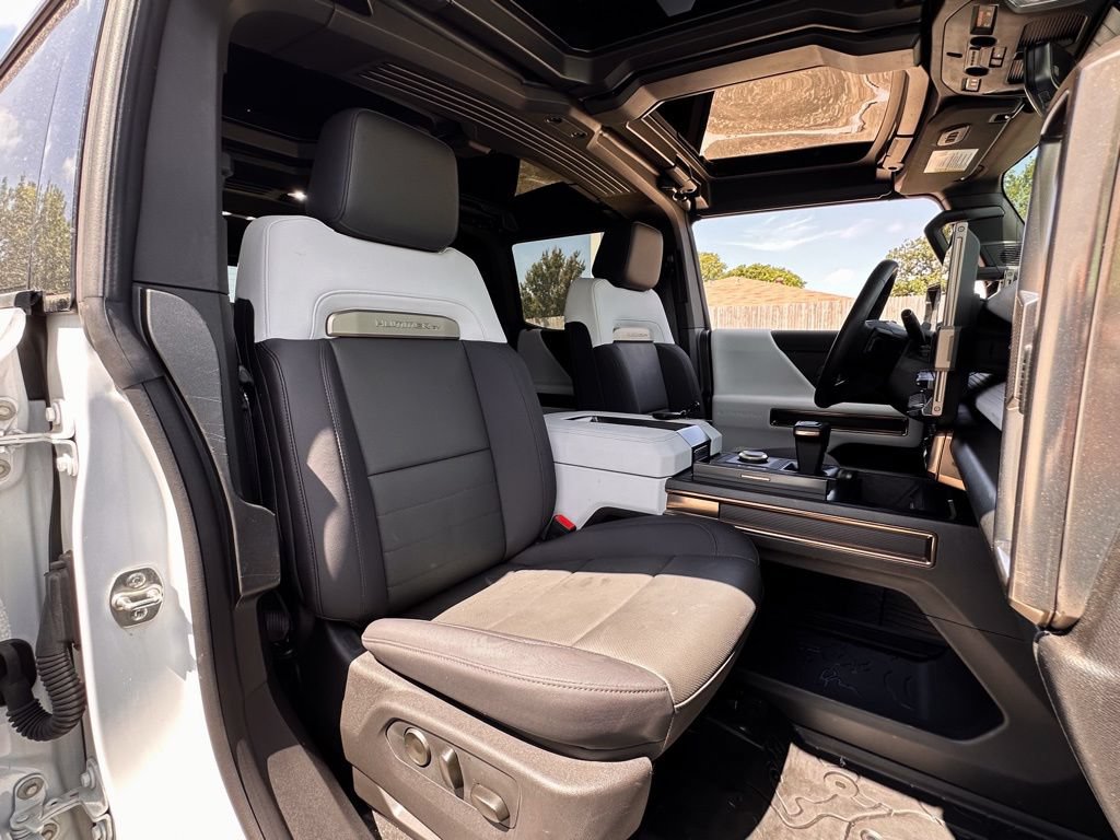Used 2025 GMC Hummer EV 3X AWD/4WD image 25