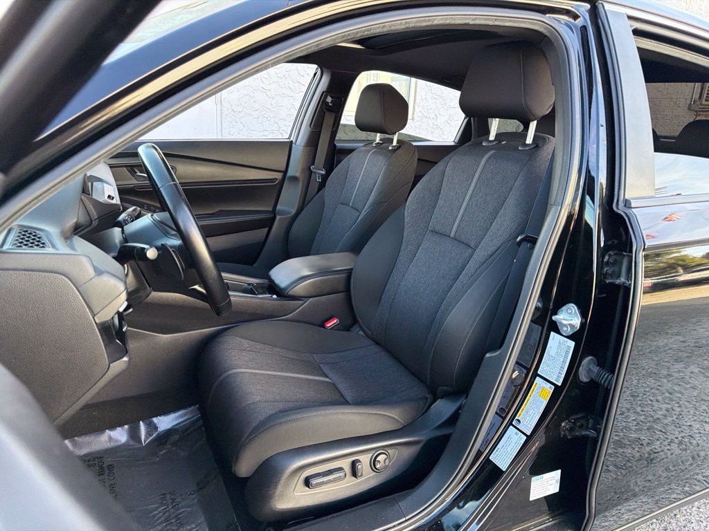 Used 2024 Honda Accord Sport image 25