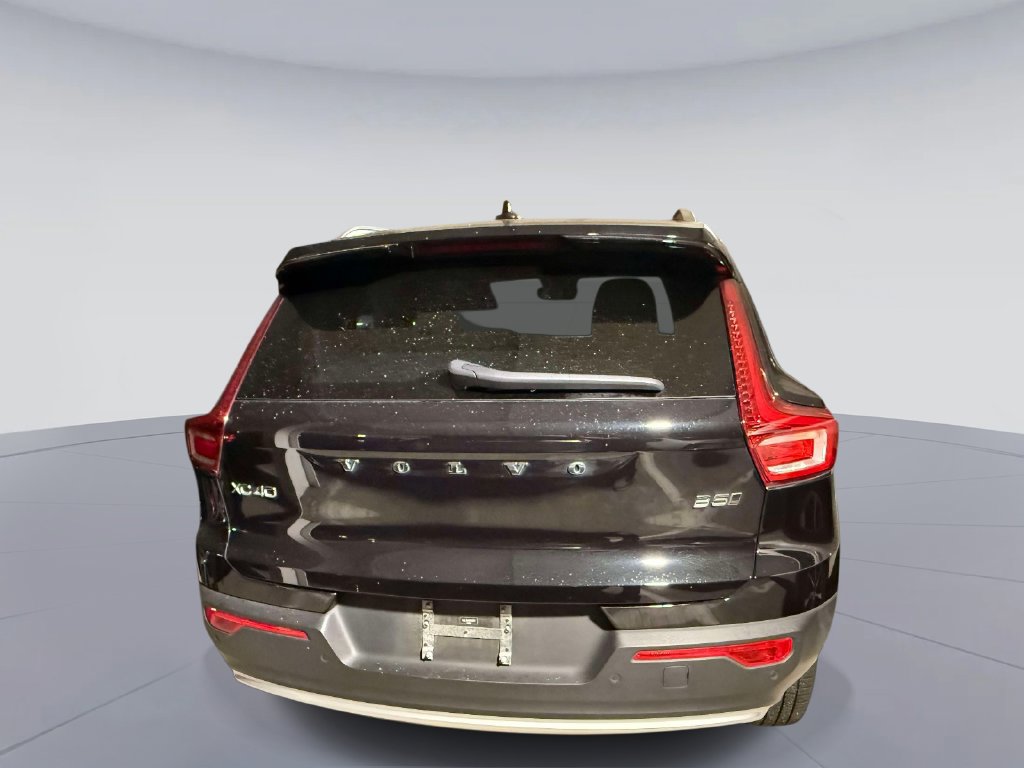 Used 2023 Volvo XC40 B5 Ultimate w/ Protection Package Premier AWD/4WD image 5