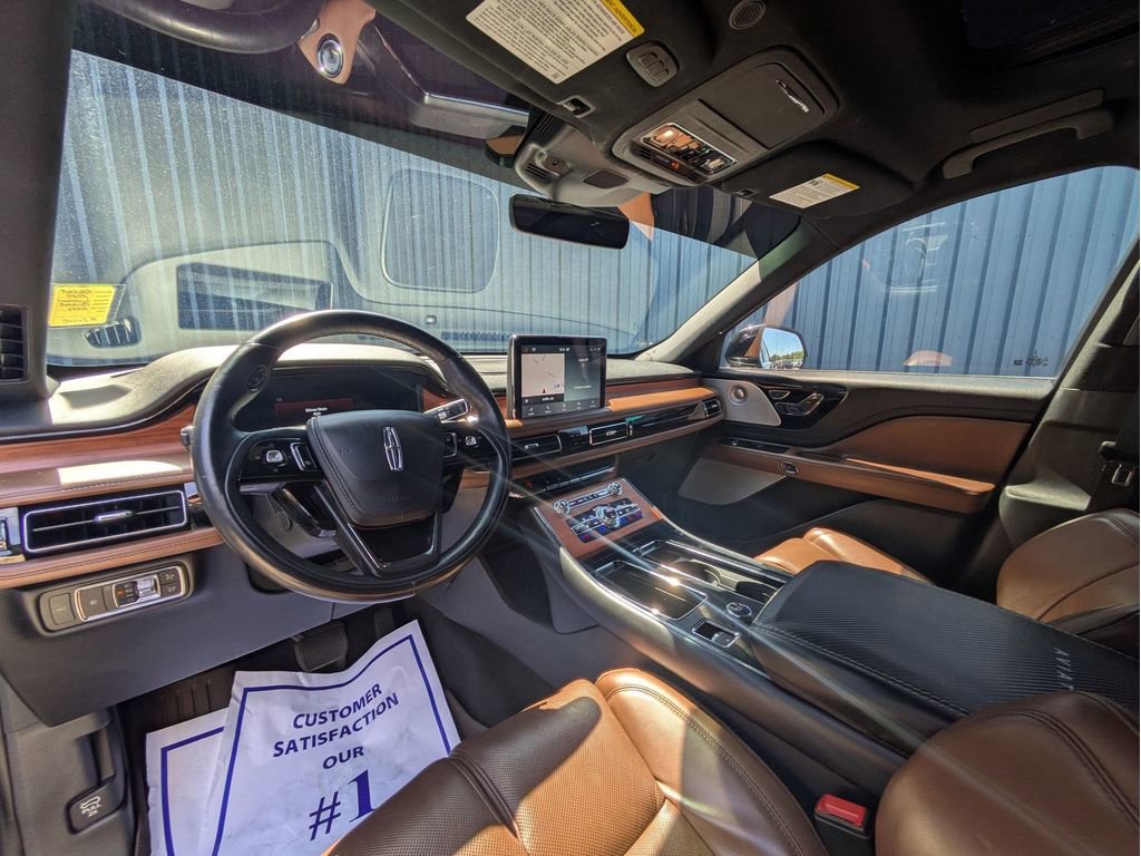 Used 2020 Lincoln Aviator Reserve w/ Equipment Group 202A image 14