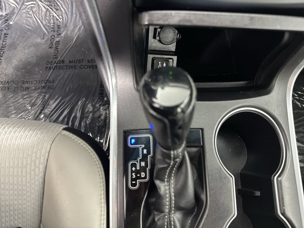 Used 2017 Toyota Camry SE FWD image 22