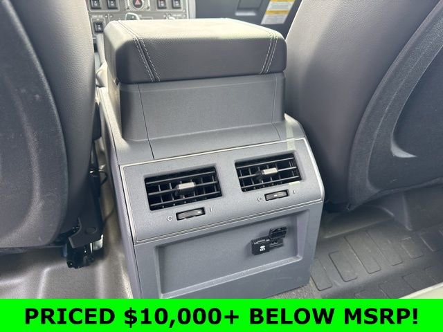 Used 2024 INEOS Grenadier Fieldmaster Edition image 29