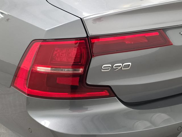 Used 2018 Volvo S90 T5 Momentum w/ Convenience Package AWD/4WD image 31